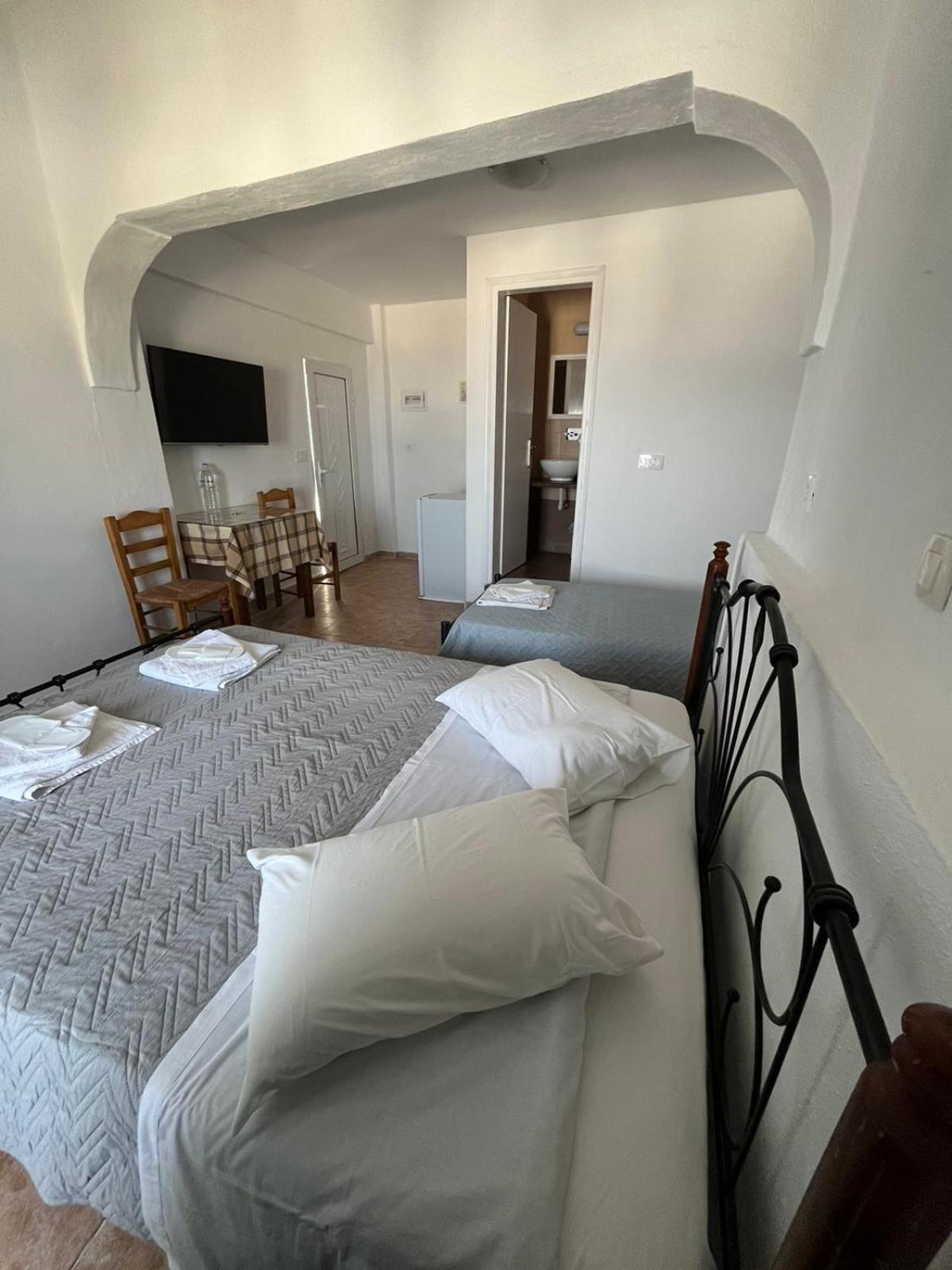 Stella Nomikou Apartments Firostefani Eksteriør bilde